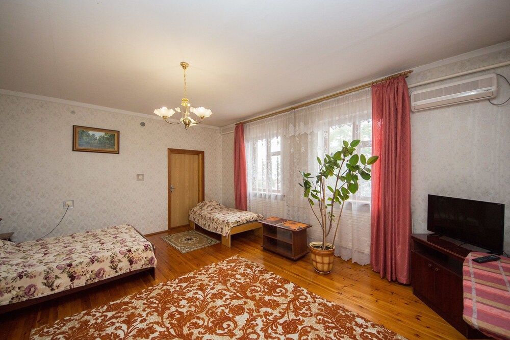Comfort Quadruple Room, Private Bathroom