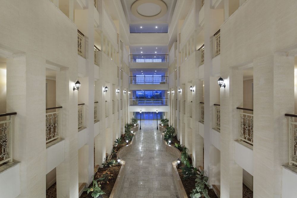 undefined Alba Queen Hotel - Ultra All Inclusive 4