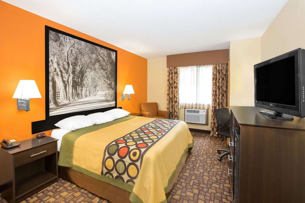 Room, 1 Queen Bed, Microwave