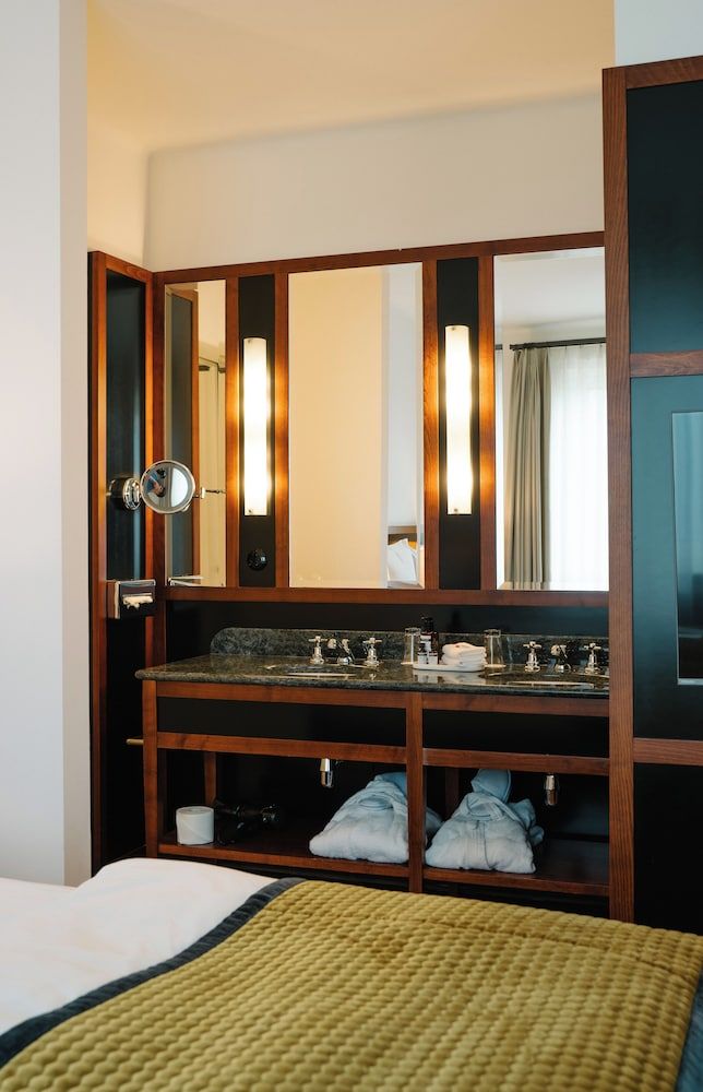 Hotel Restaurant Erbprinz Junior Suite, 1 Bedroom, Non Smoking, City View 6