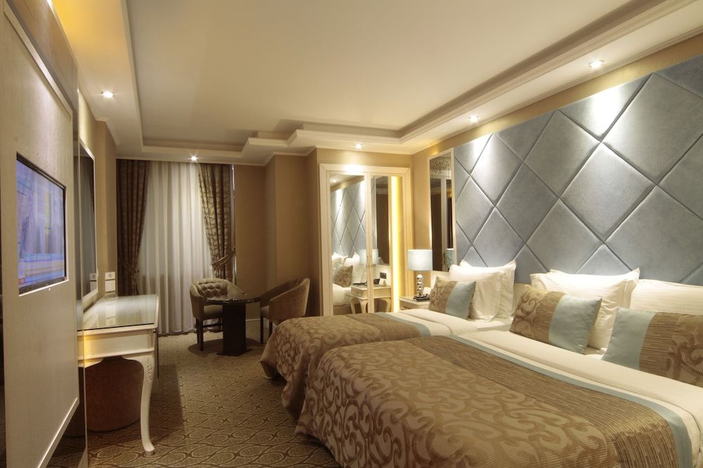 undefined The Parma Hotel Downtown 3