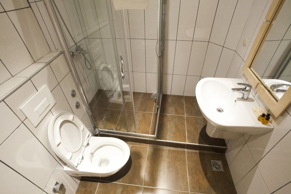 Hotel Aslan Istanbul Standart Triple Room 7