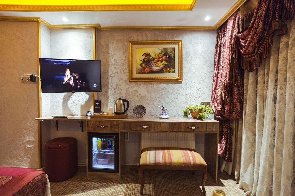 Hotel Aslan Istanbul Junior Suite With Sea View 3