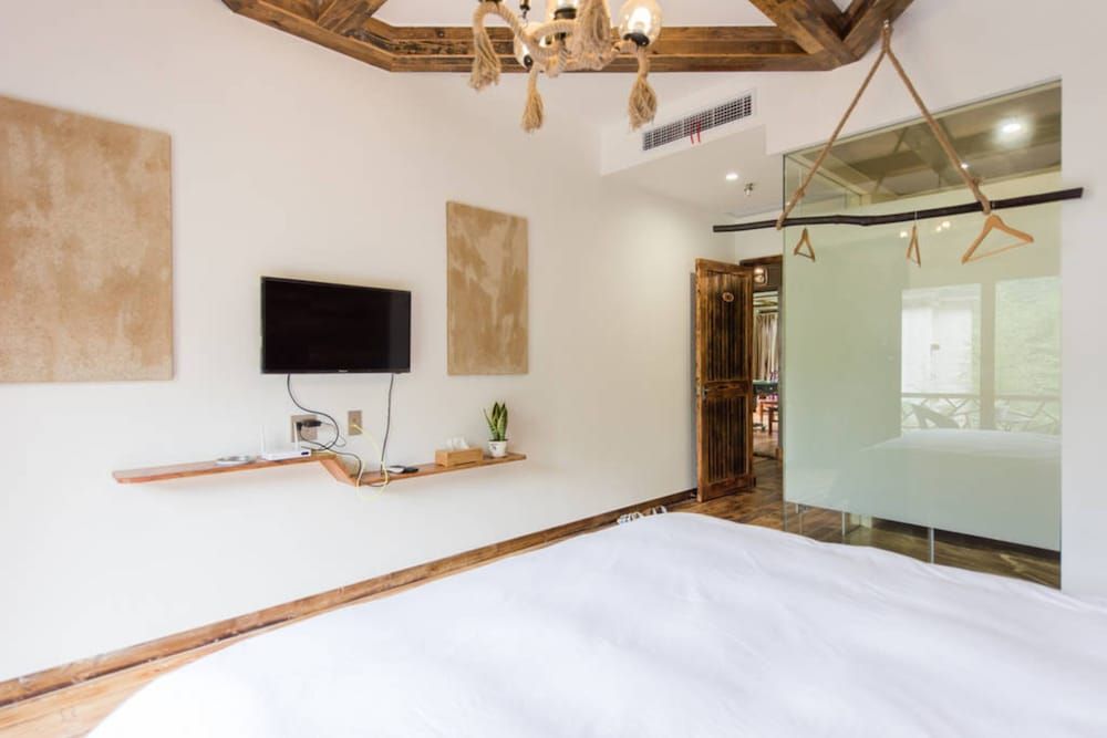 Moganshan Jianqi Inn Classic Double Room with View 8