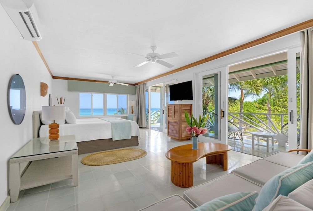 Beachfront Suite