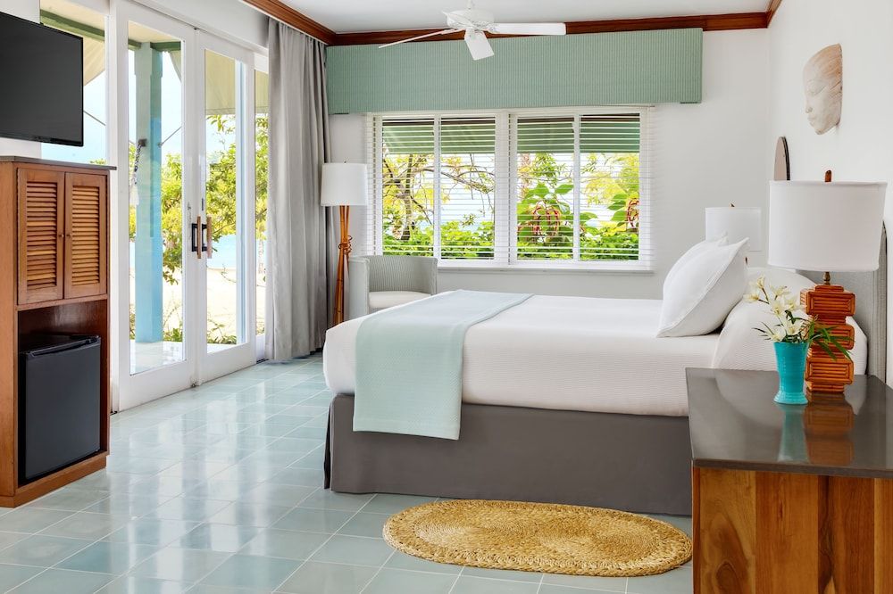 Beachfront Suite