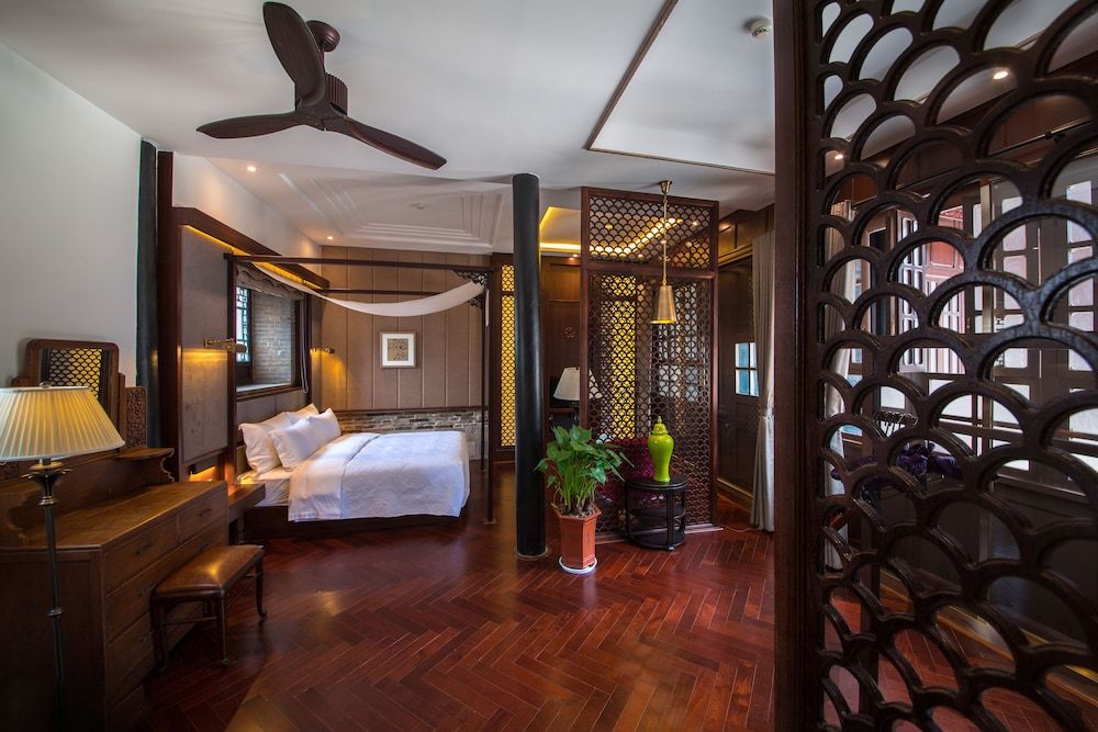Deluxe Room (Courtyard)