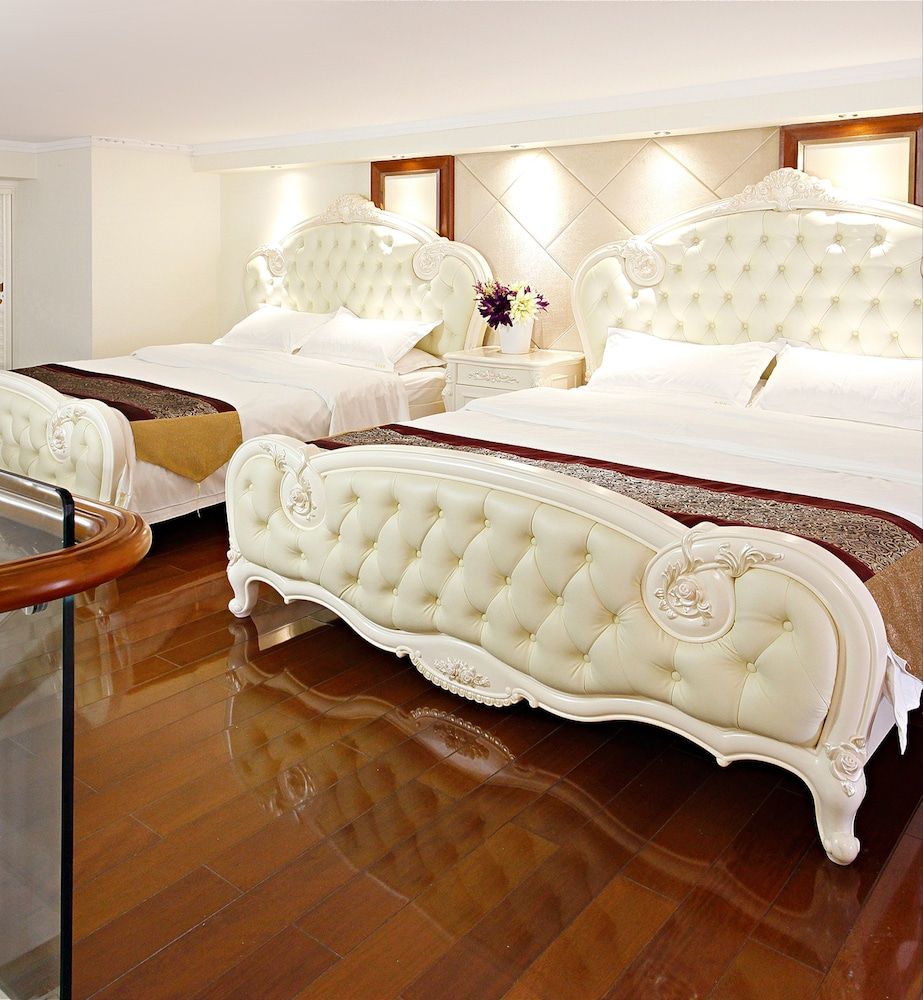 undefined Badun International Apartment 6