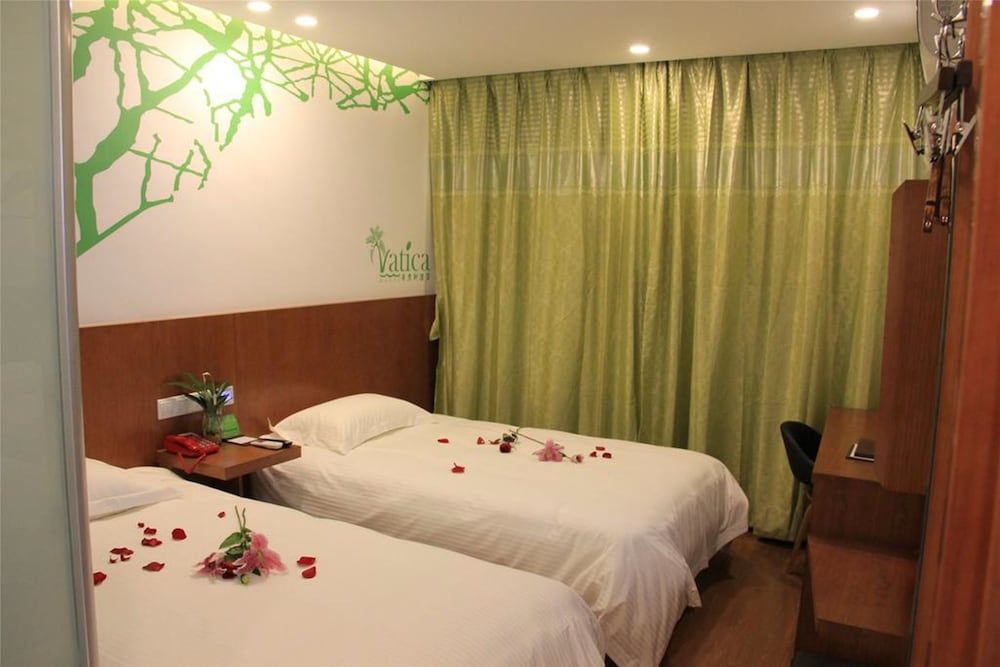 undefined Vatica ShangHai International Tourist Resort Huaxia E Road Metro Station Hotel 5
