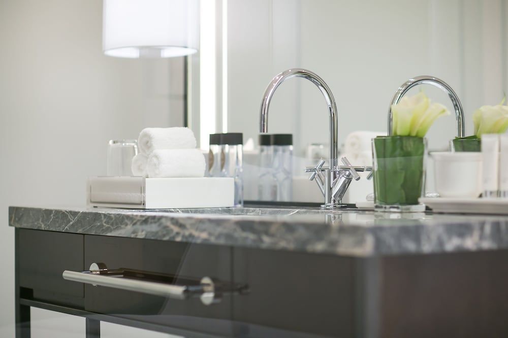 Niccolo Chongqing N2 Grand River View King 5