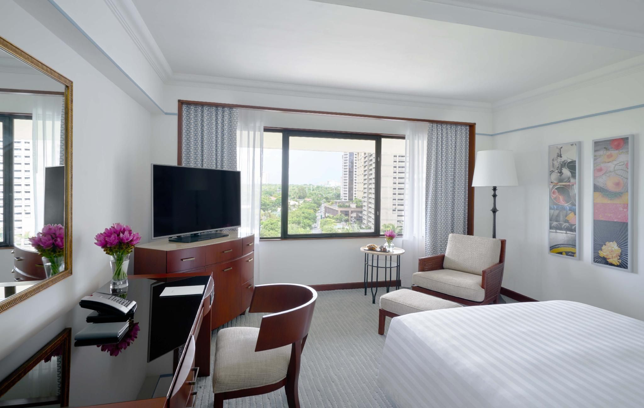undefined The Peninsula Manila 5