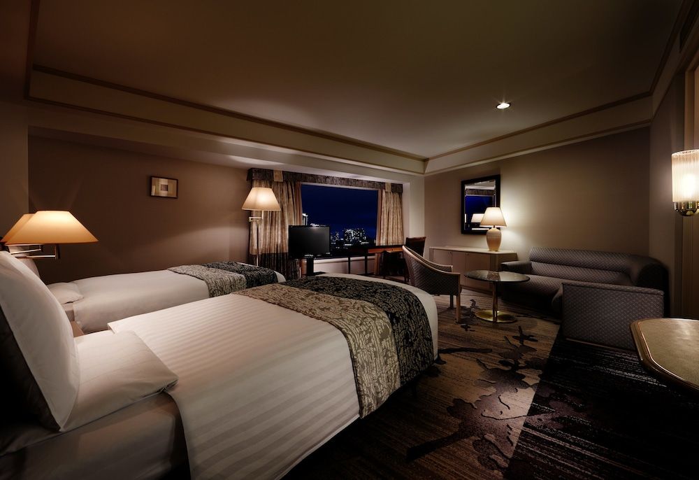 Luxury Connecting Suite, 4 Adults, Castle View
