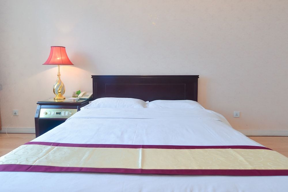 Yangcheng Hotel Standard Double Room 2