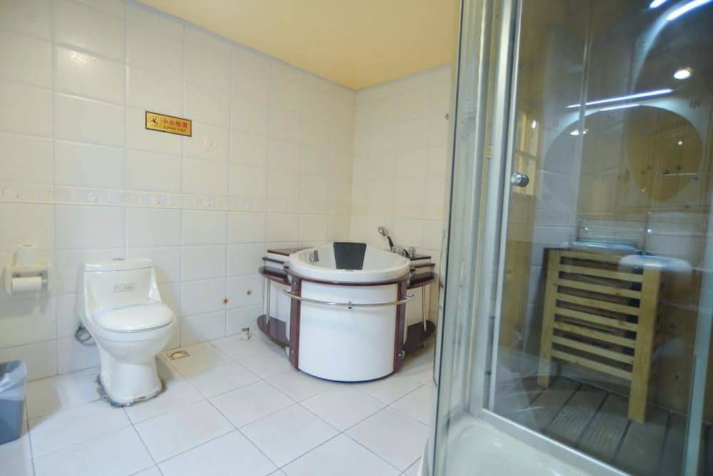 Yangcheng Hotel Suite 4