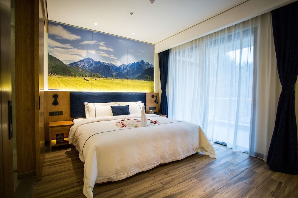 Mountain View Suite