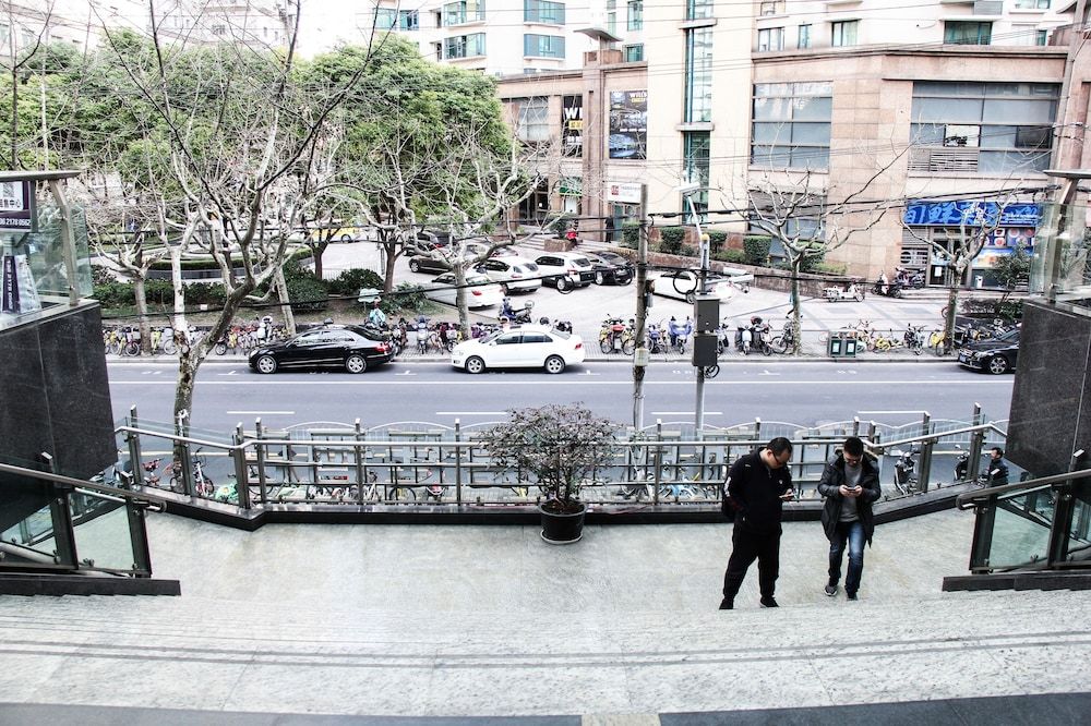 undefined New Space New Hotel (Zhongshan Park) 10