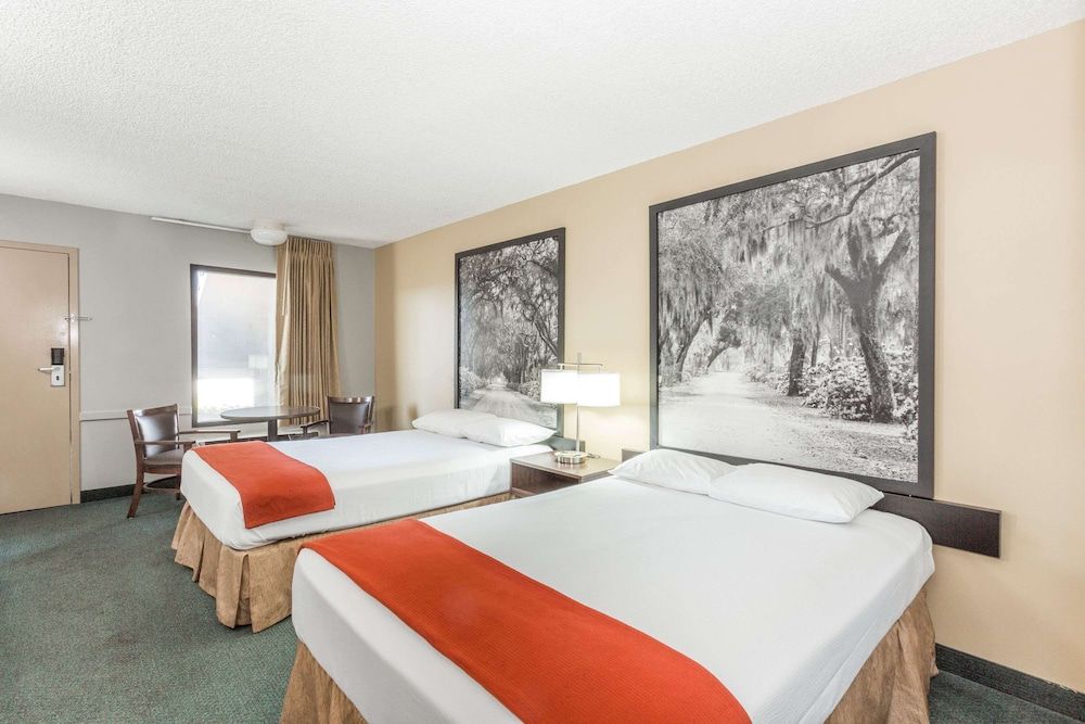 Studio Suite, 2 Double Beds, Non Smoking (Second Floor)