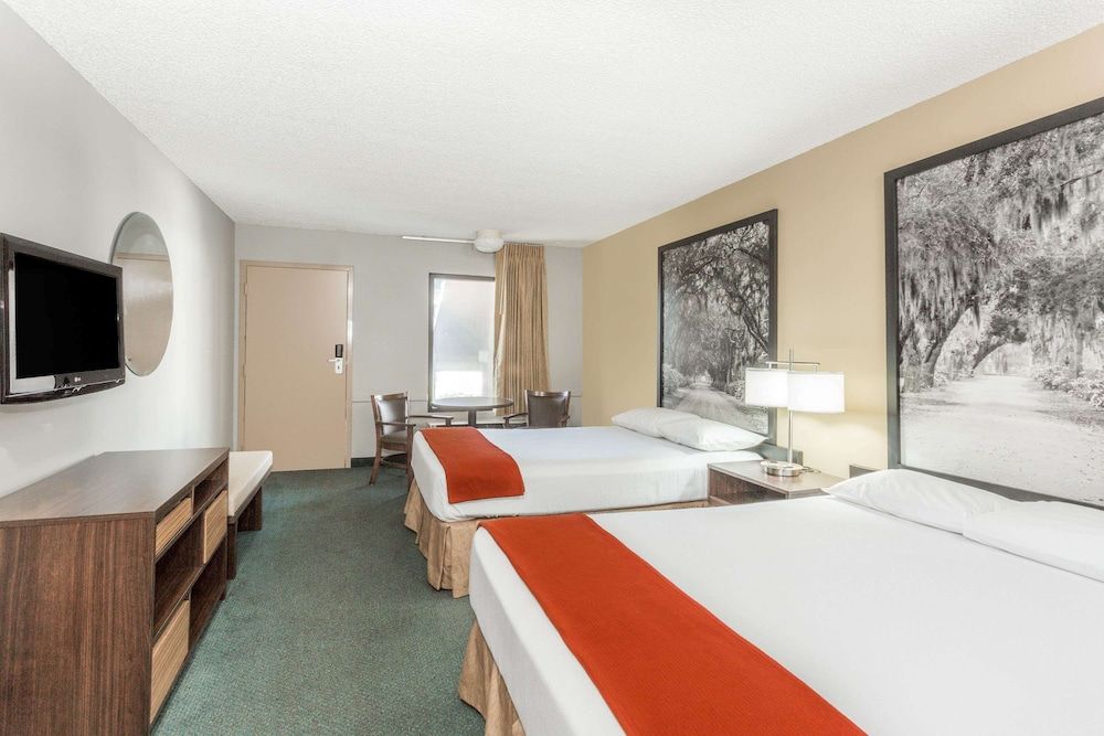Studio Suite, 2 Double Beds, Non Smoking (Second Floor)