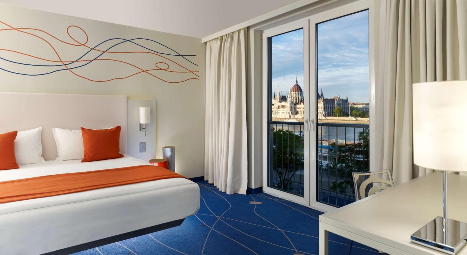 One-Bedroom Suite with River View