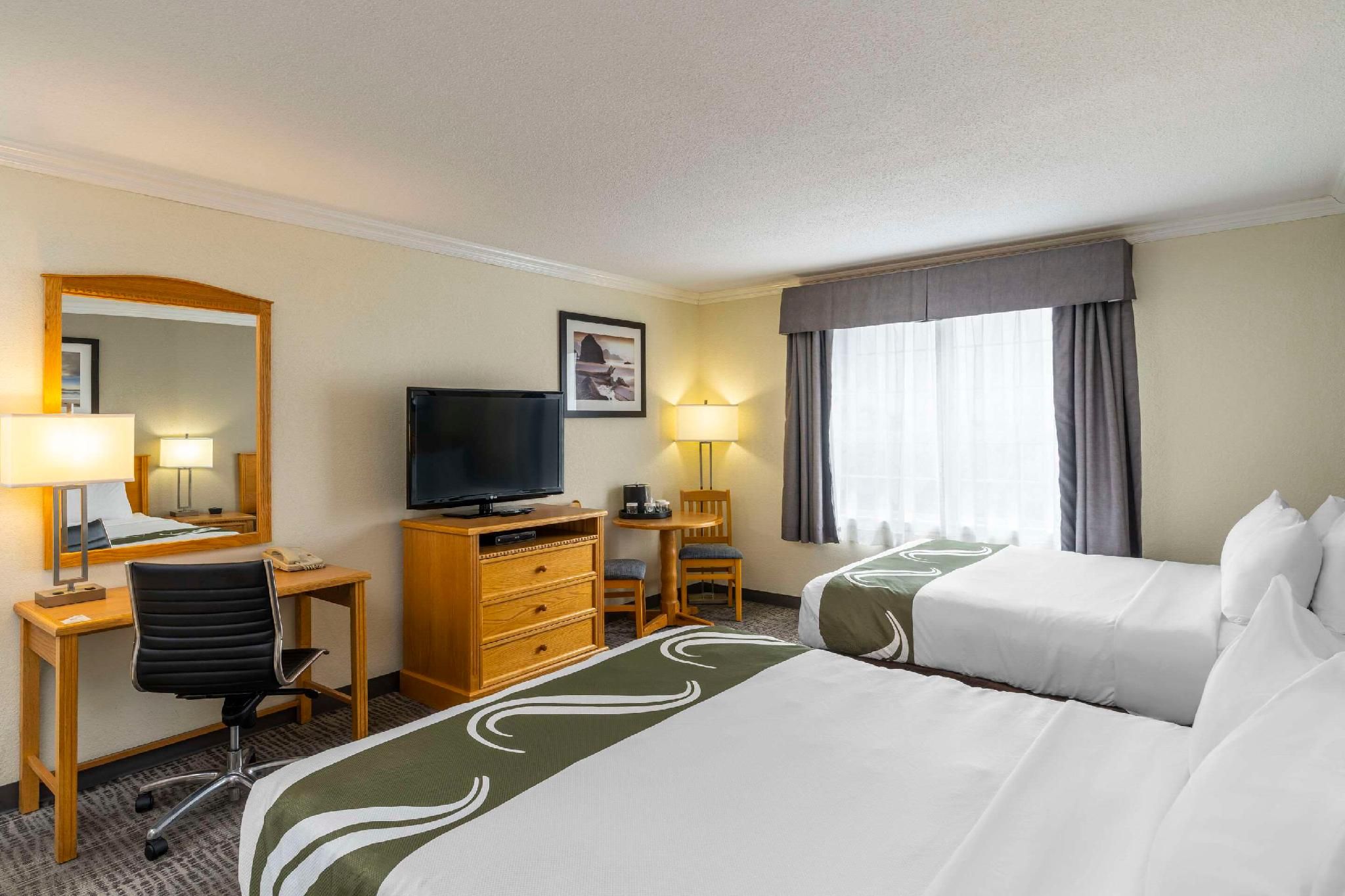 2 Queen Beds, Efficiency, Nonsmoking, Upgrade