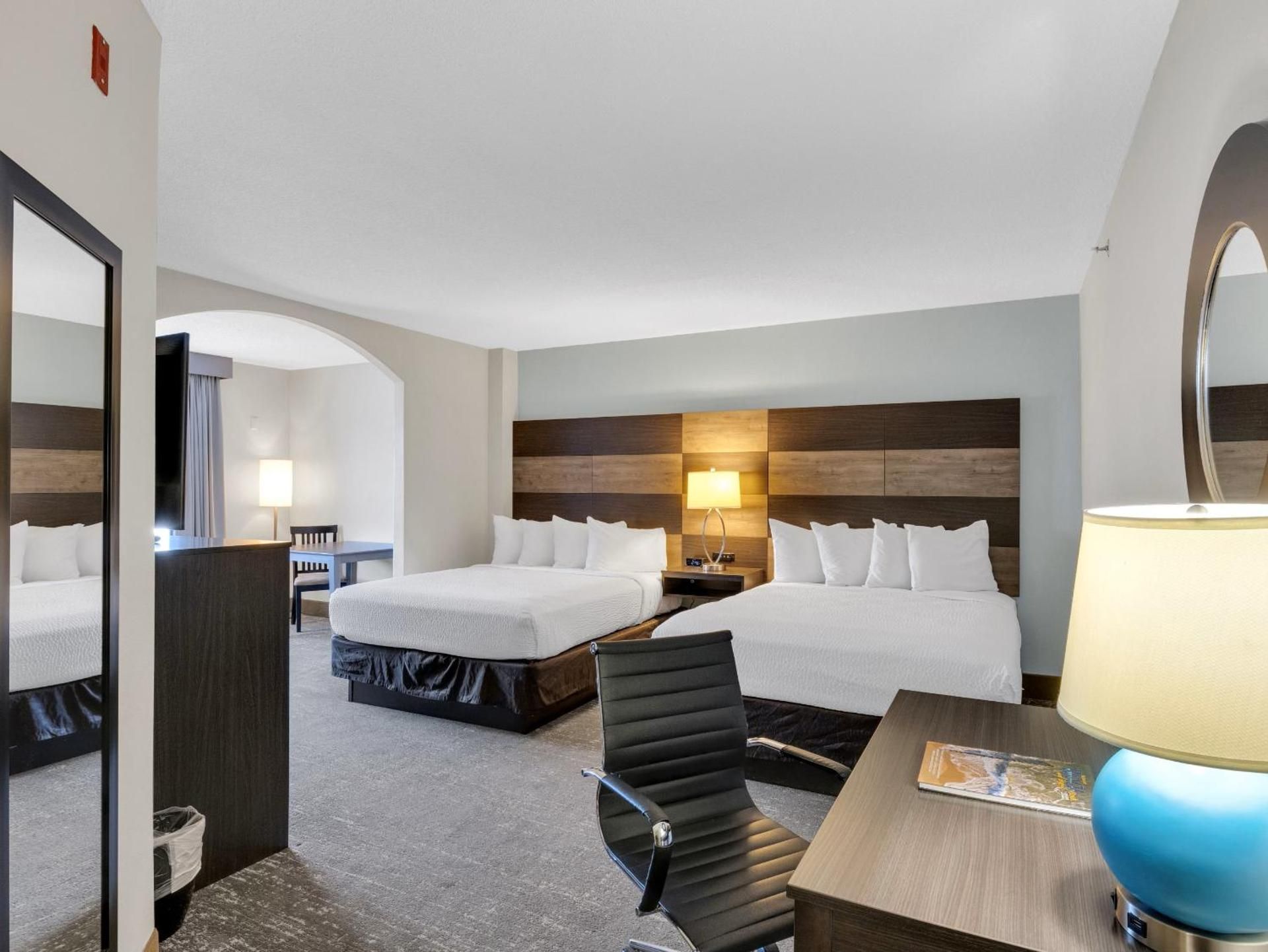 Country Inn & Suites by Radisson Rehoboth Beach - Dewey 2 Queen Beds, Nonsmoking