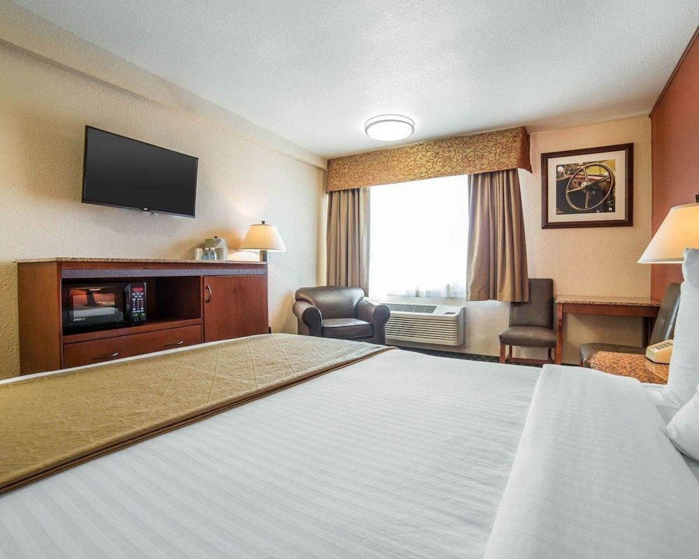 Standard Room, 1 Queen Bed, Non Smoking