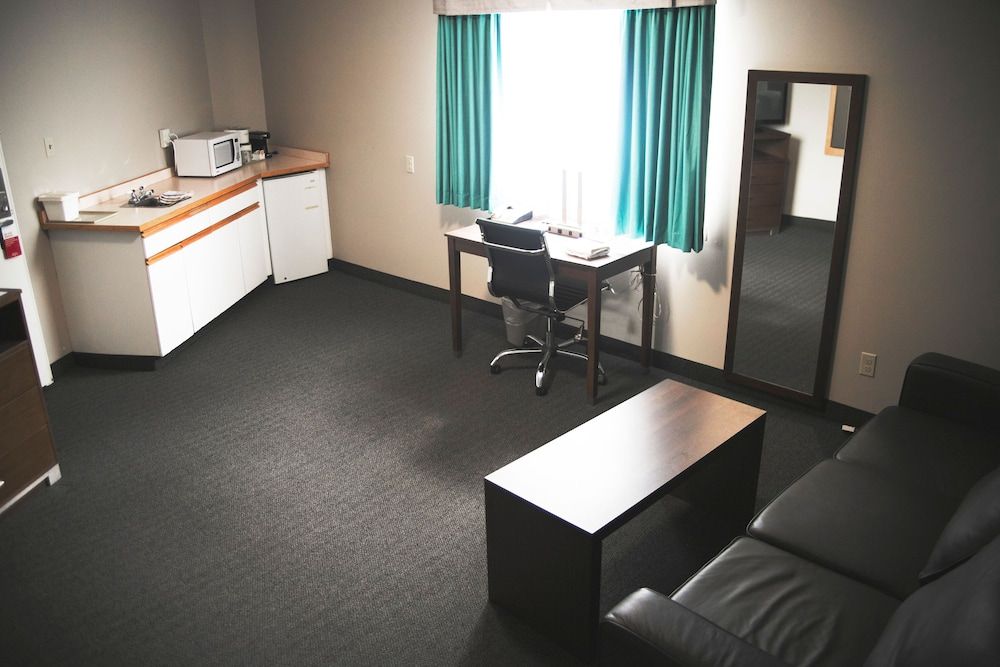 Suite, 1 King Bed, Non Smoking