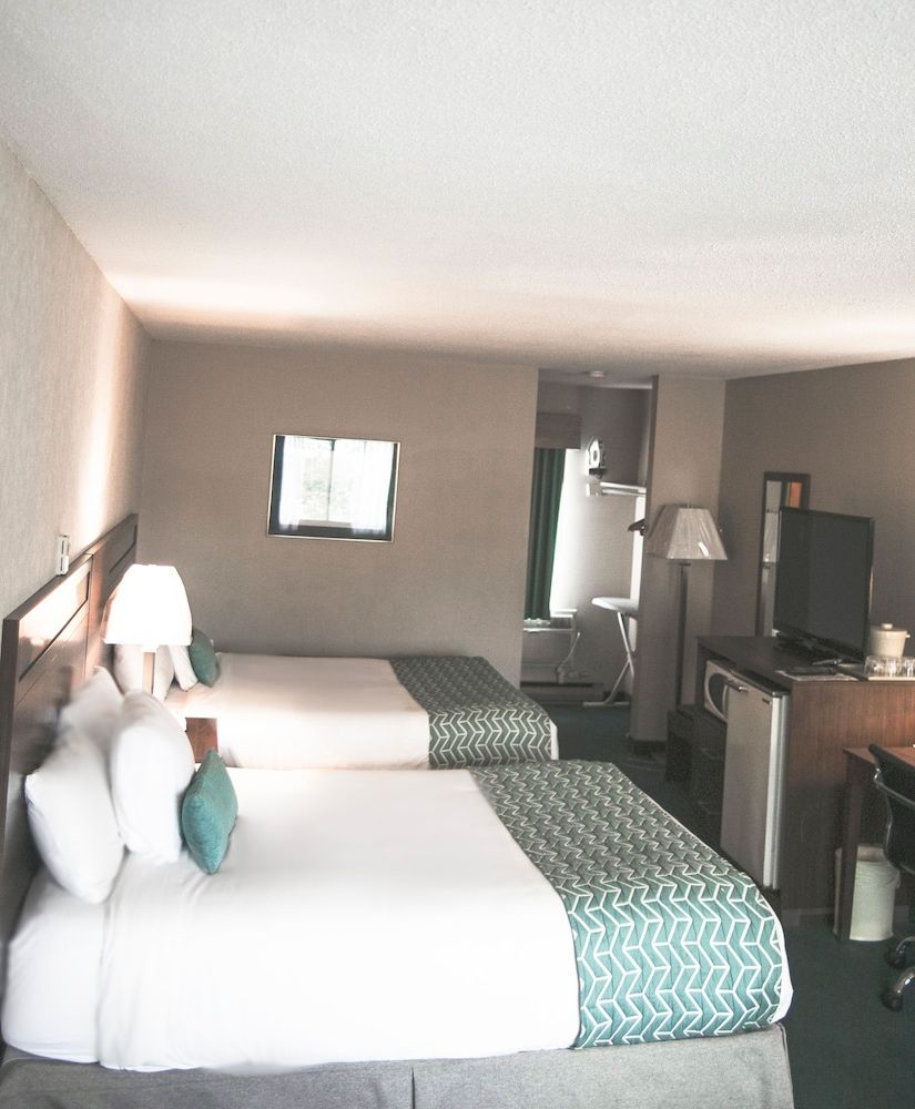 Room, 2 Queen Beds, Non Smoking