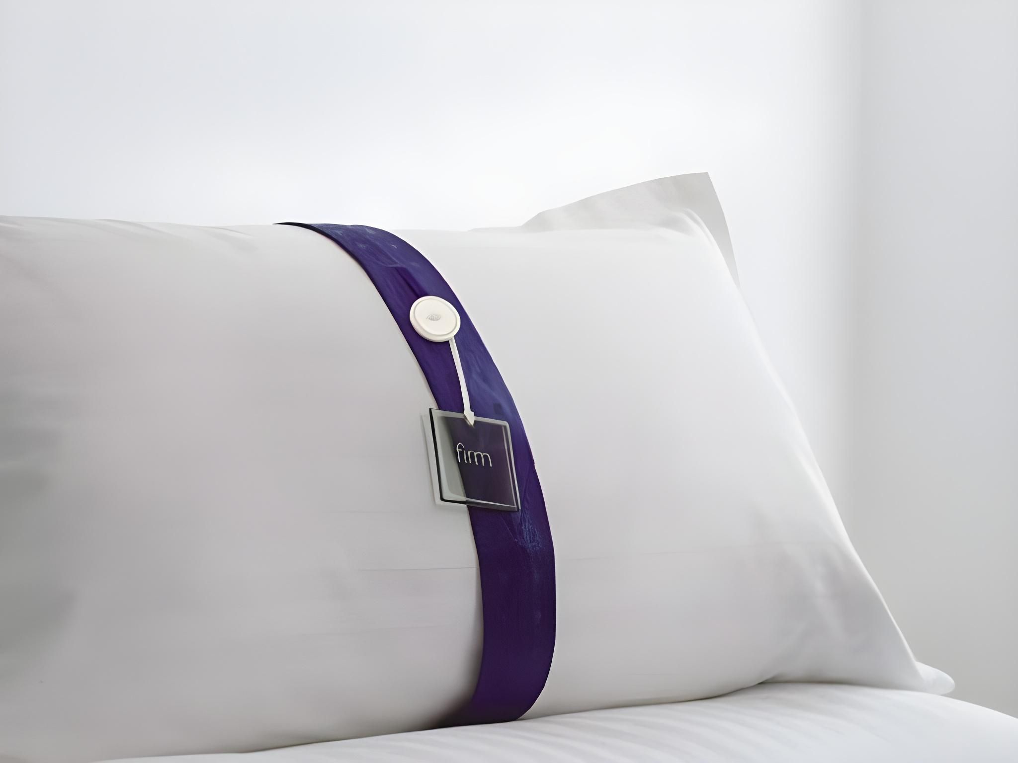1 King Bed Standard