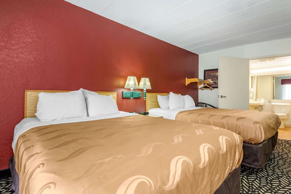 Room, 2 Queen Beds, Accessible, Non Smoking