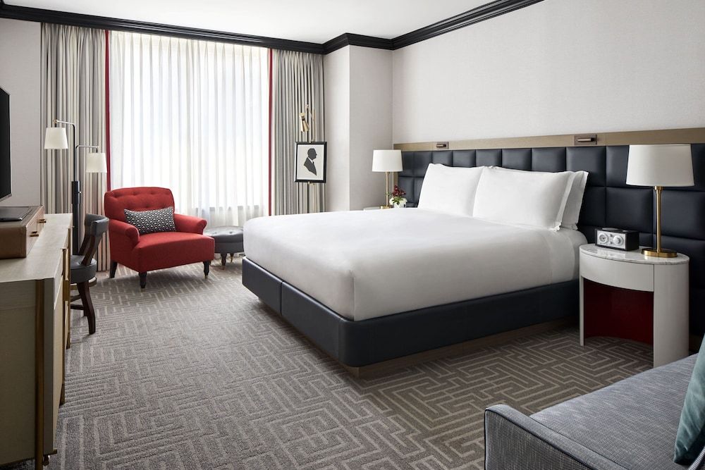 Premier Room, 1 King Bed, Garden View