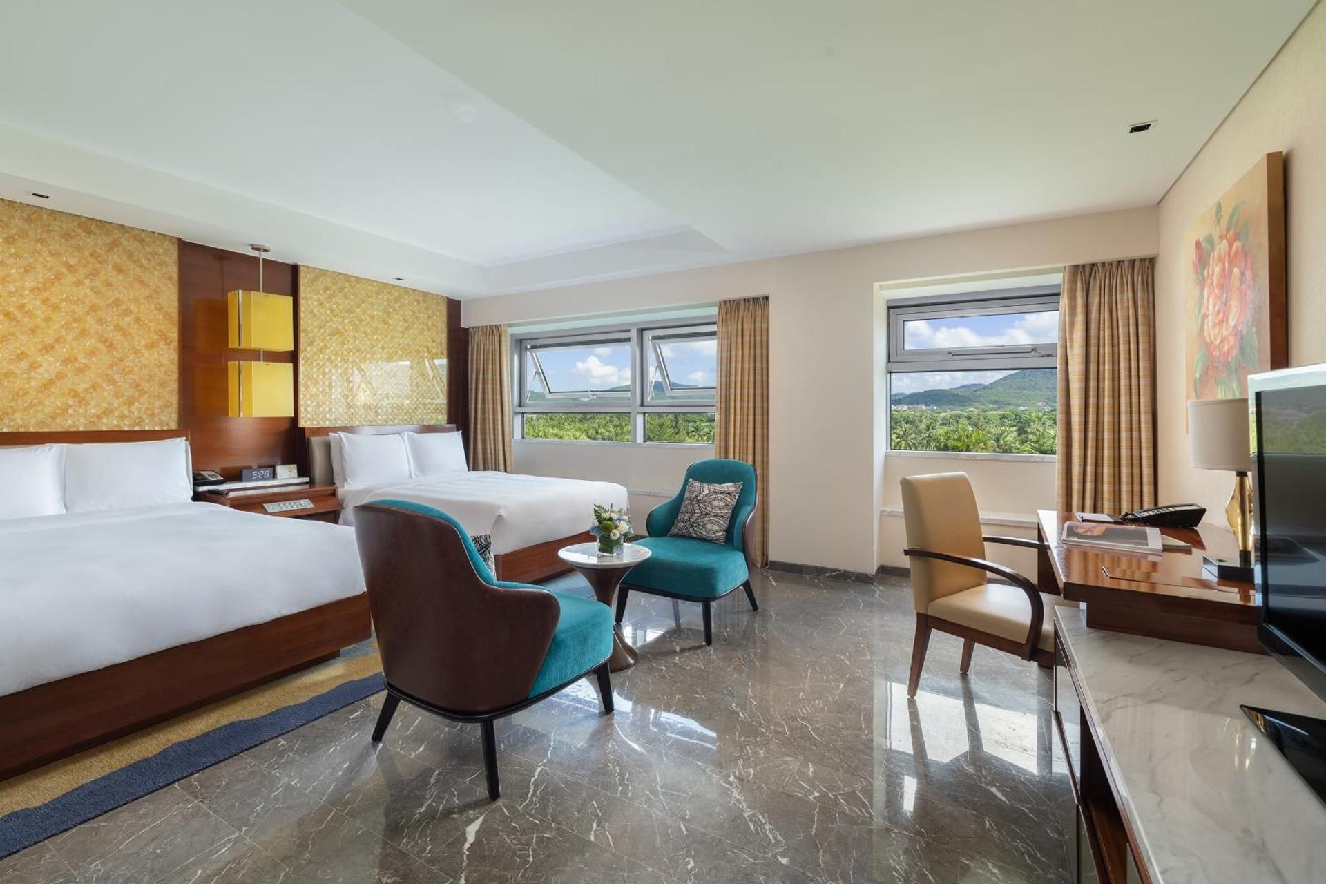 Deluxe Double or Twin Room