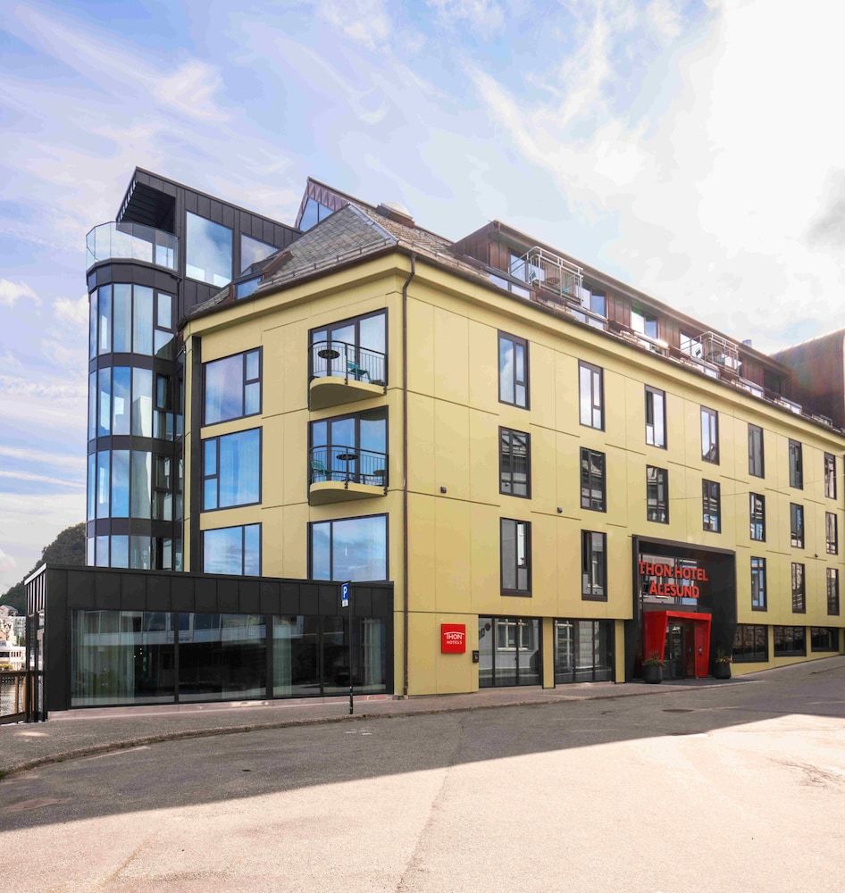 undefined Thon Hotel Ålesund 3