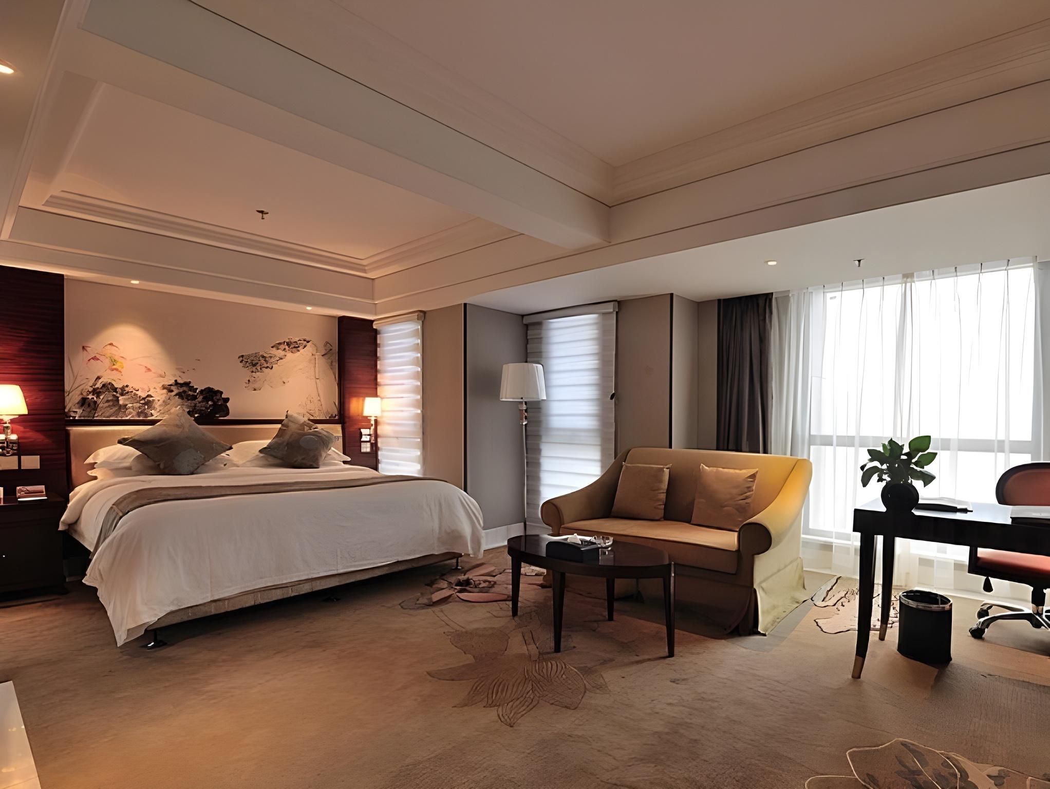 undefined China Palace Hotel 10