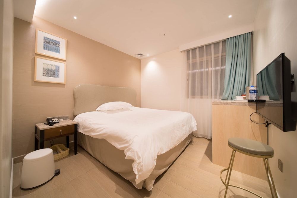 Youranju Hotel Deluxe Double Room A