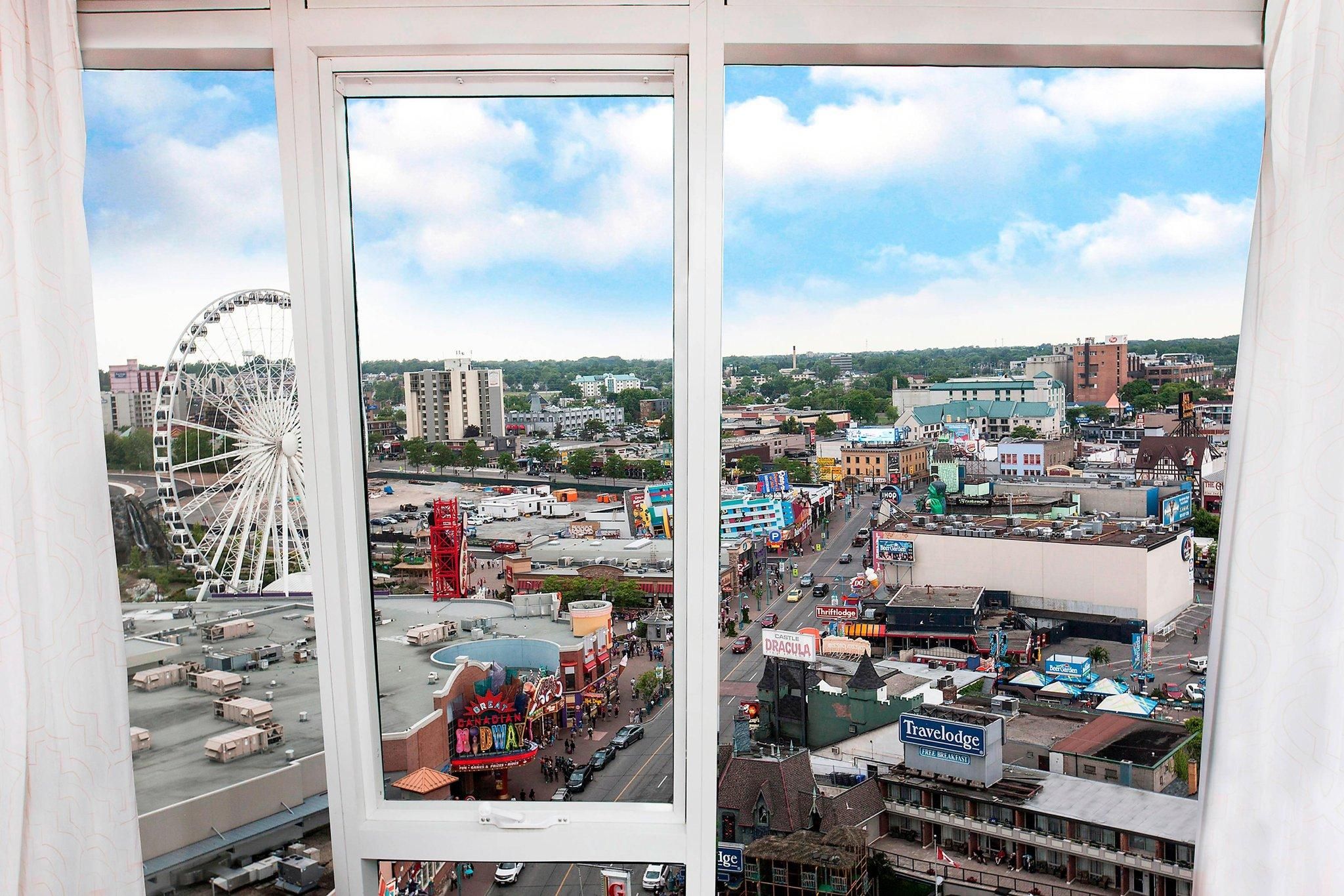 Sheraton Fallsview Hotel City View, Guest room, 1 King, City view 2