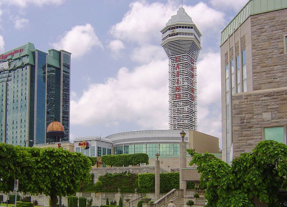 undefined Sheraton Fallsview Hotel 3