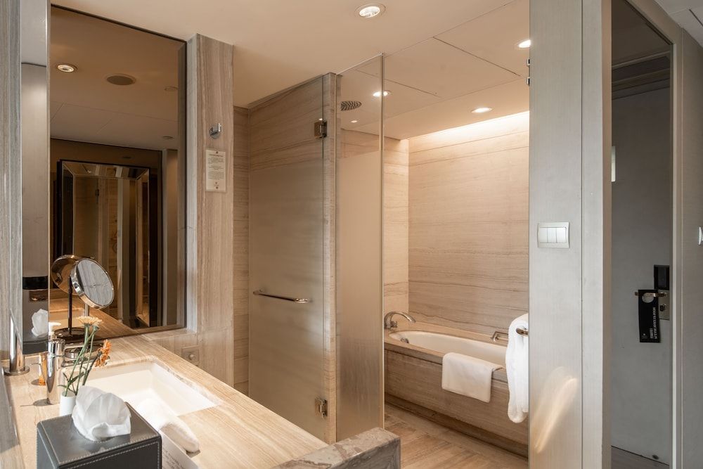 Grand Pacific Hotel Ningbo Business Twin Room 11