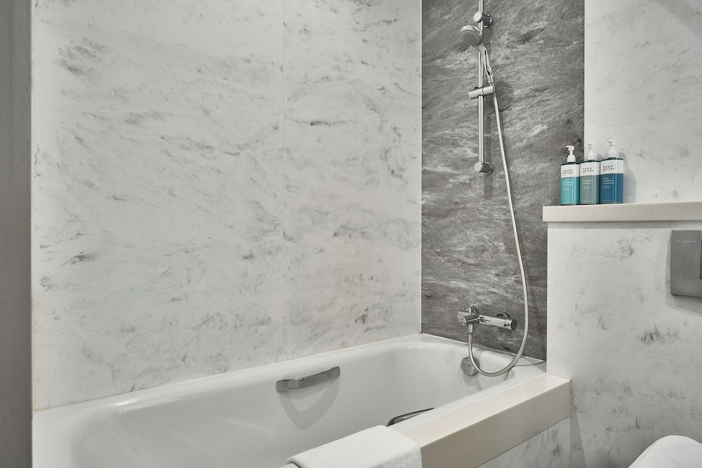 undefined Novotel Singapore on Kitchener 10