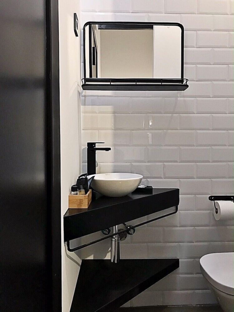 LaNave Double Room, 2 Twin Beds 10