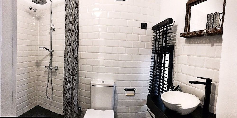 LaNave Double Room, 2 Twin Beds 7