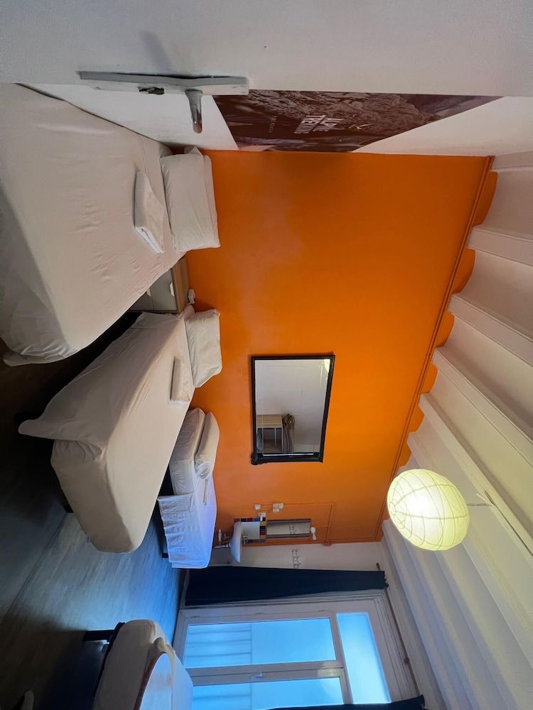 undefined Pensión Arosa - Barcelona 8