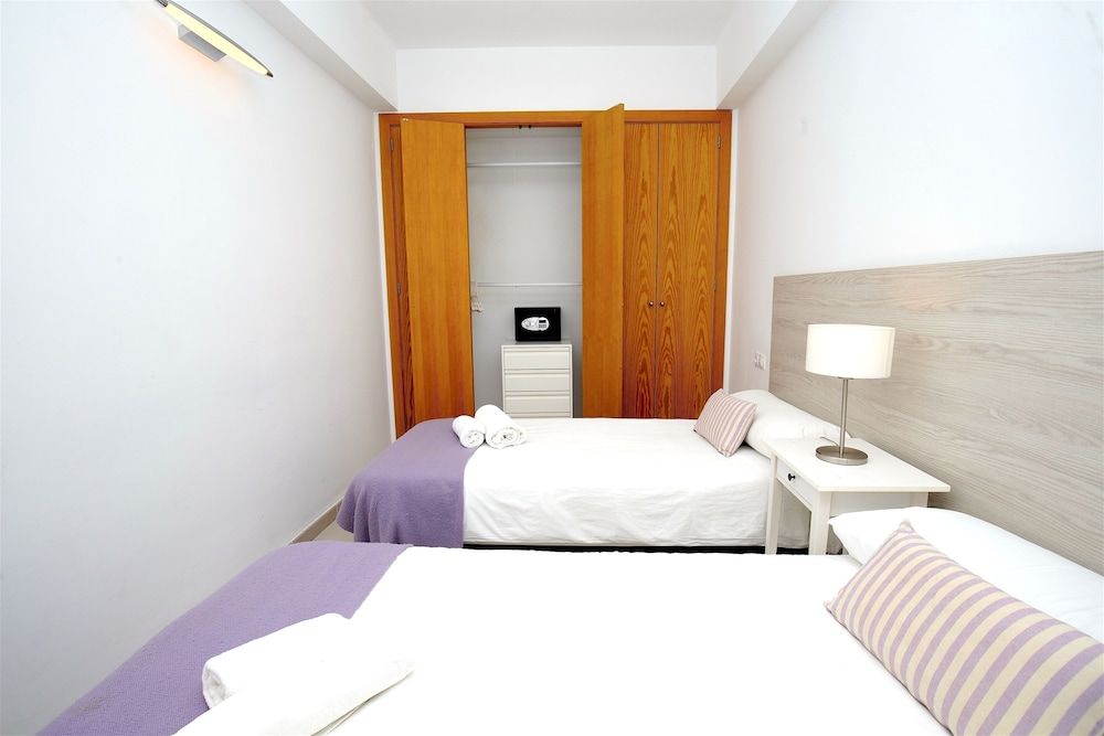 Apartment, 3 Bedrooms, Kitchen (Remolars 3)
