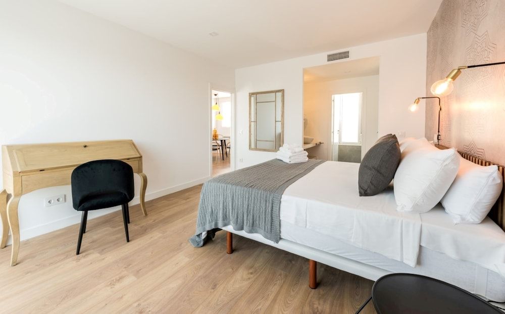 undefined Plaza de España Skyline 8