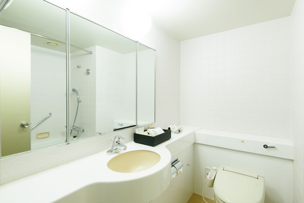 undefined Kanazawa Tokyu Hotel 6