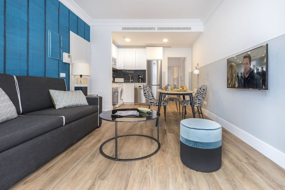 undefined Slow Suites Bellas Artes 2