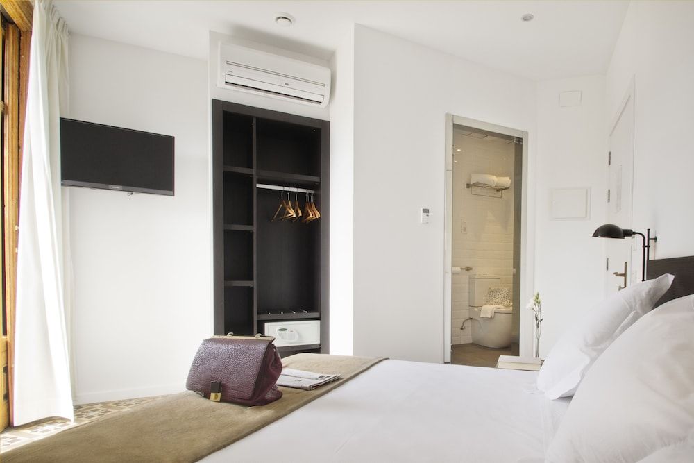 Som Nit Triomf Double or Twin Room, Balcony 12