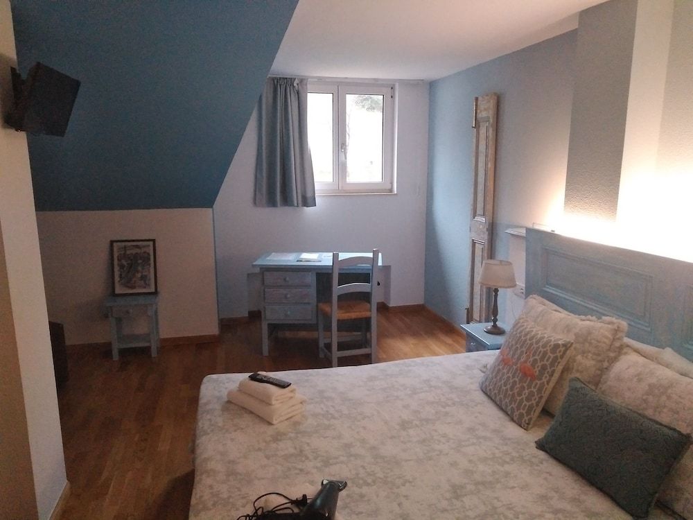 Balneario Casa Pallotti Deluxe Double Room 9