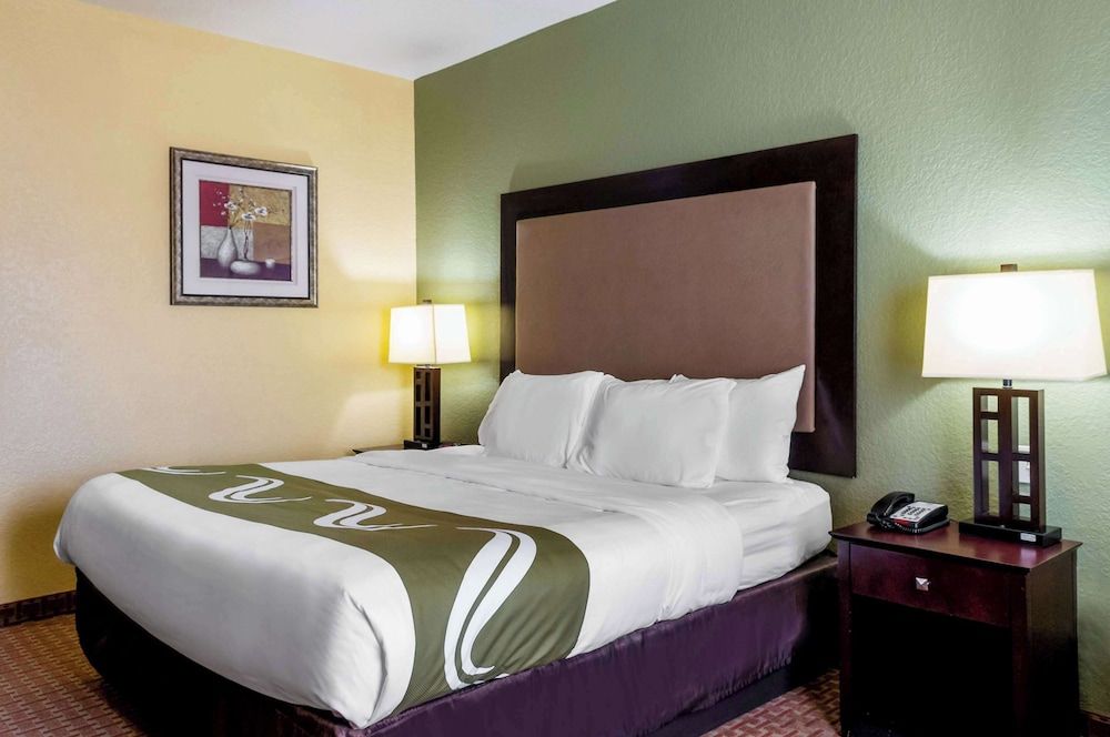 Standard Room, 1 King Bed, Non Smoking