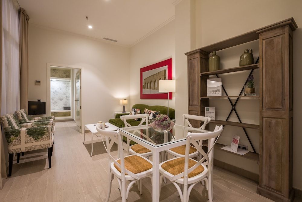 Welldone Cathedral Suites Apartment, 1 Bedroom, 2 Bathrooms (0A) 10